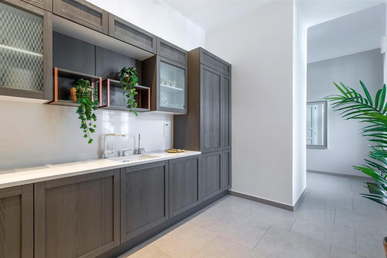 Luxury Elizabeth Residence Next To The New York Cafe Будапеща Екстериор снимка
